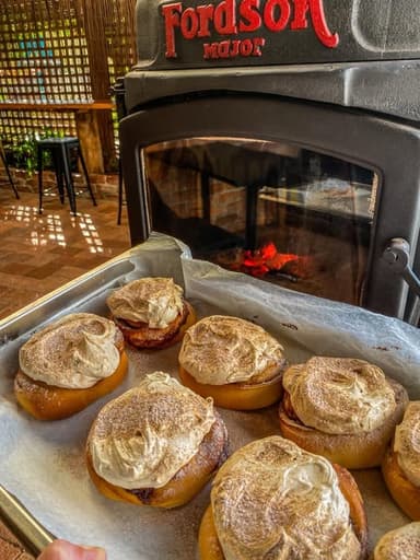 carousel thumbnail 6