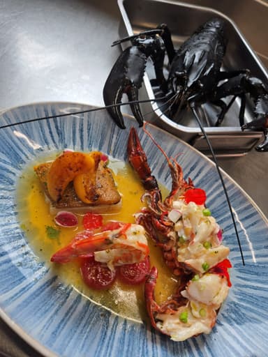 carousel thumbnail 2